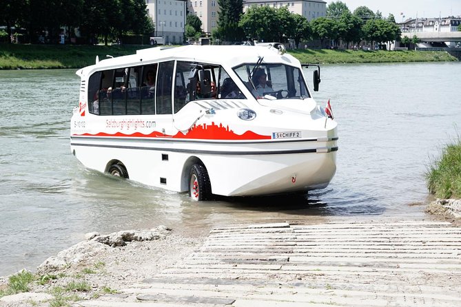 Amphibious Splash Tour on the water & on the land in Salzburg - The amphibious vehicle that changes how you see Salzburg