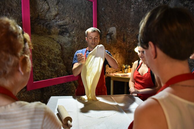 Apple Strudel & Prezel Cooking Class incl. Dinner & Music - Salzburg pretzels: what you’ll do, not just watch