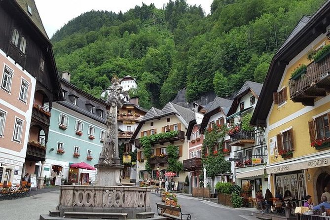From Prague: Private Hallstatt Alps Day Trip with Lakeside Picnic - Hallstatt’s lakefront promenade and Marktplatz time