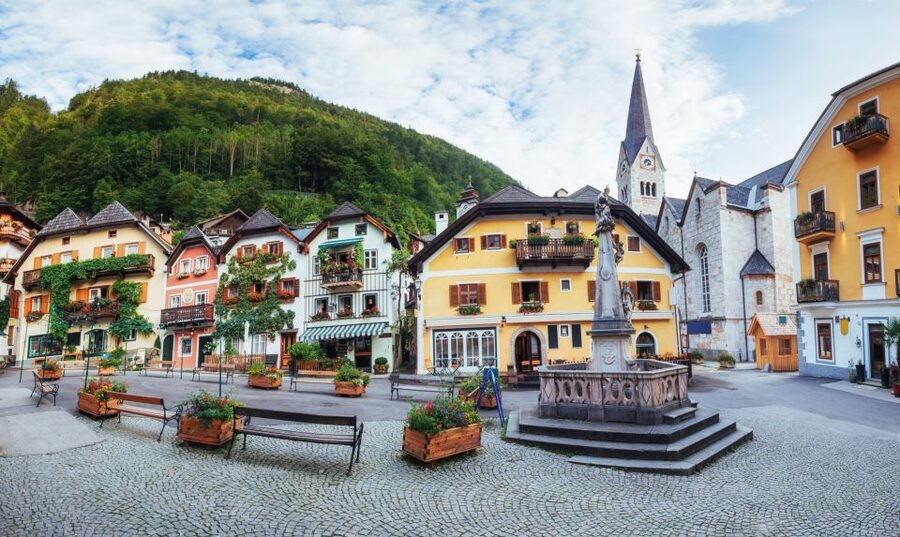 From Vienna: Hallstatt Day Trip with Hotel Pickup - Should you book it?