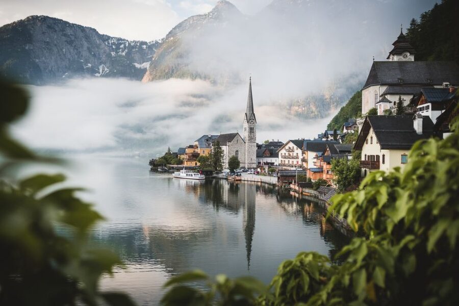Hallstatt: 2-Hour Guided Walking Tour with Photographer - The waterfront finish near the Tourist Office: your postcard payoff