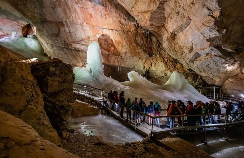 Hallstatt & Ice Cave & 5 fingers Private Trip From Salzburg - The 5 Fingers platform on Krippenstein: five hands over 400 meters