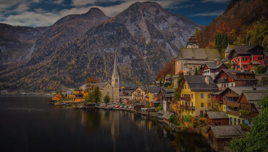 Hallstatt, St Gilgen Private Tour From Salzburg - Salzburg comfort to Hallstatt: how the 6.5-hour flow works