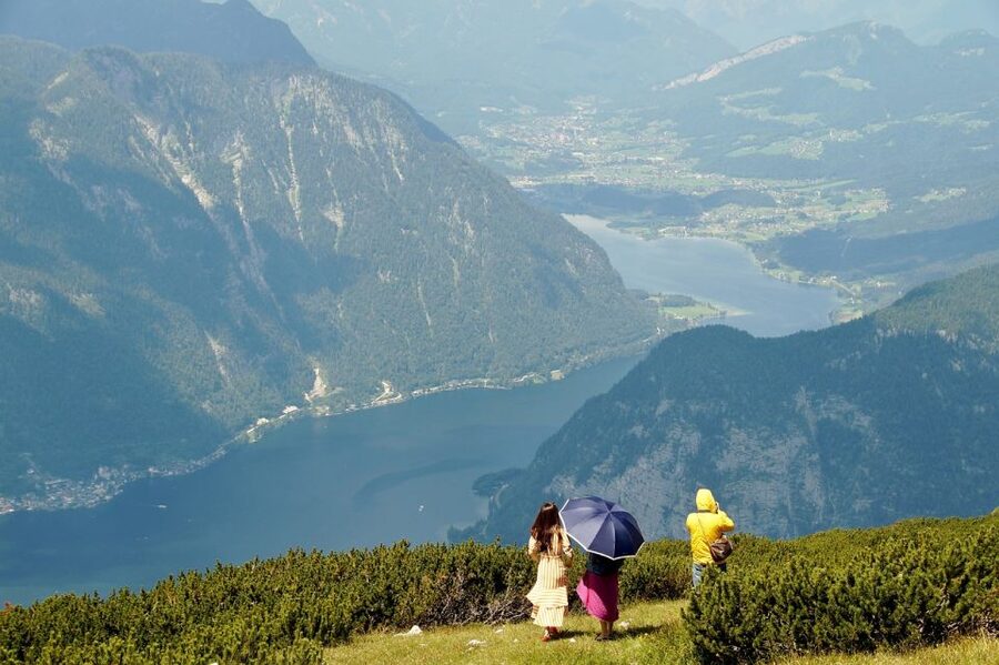 Majestic Walking Tour of Hallstatt - Evangelische Pfarrkirche Hallstatt: A Second Church Perspective