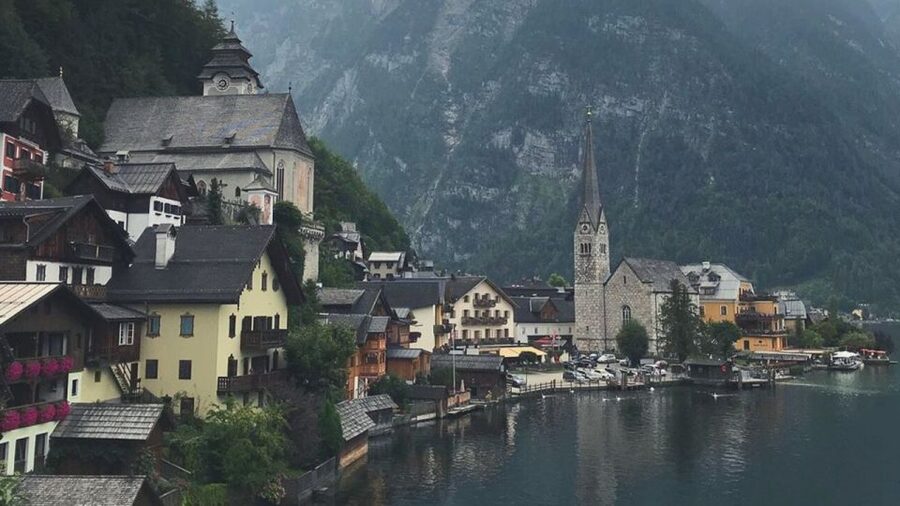 Majestic Walking Tour of Hallstatt - Price and Value for a Private Group Up to 4