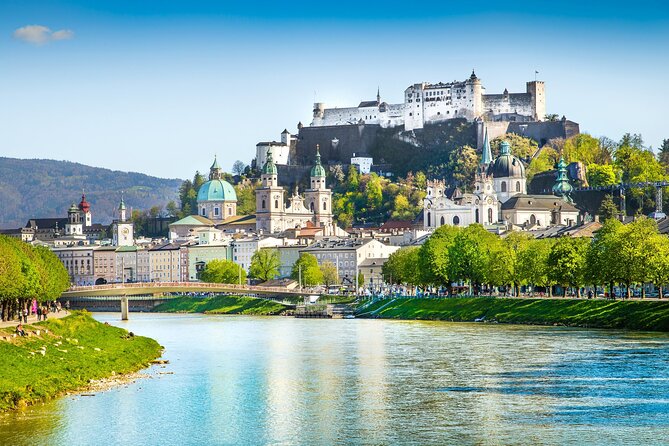 Mozart's Salzburg Exploration Game and Tour - Mozartsteg and Mozart’s Birthplace: bridge fame and Getreidegasse details