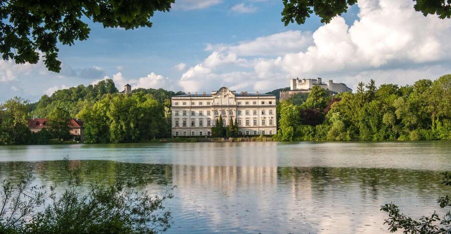 Original Sound of Music Tour with Schnitzel + Noodles - Salzburg’s Sound of Music stops: gazebo, Schloss Leopoldskron, and the Maria trail