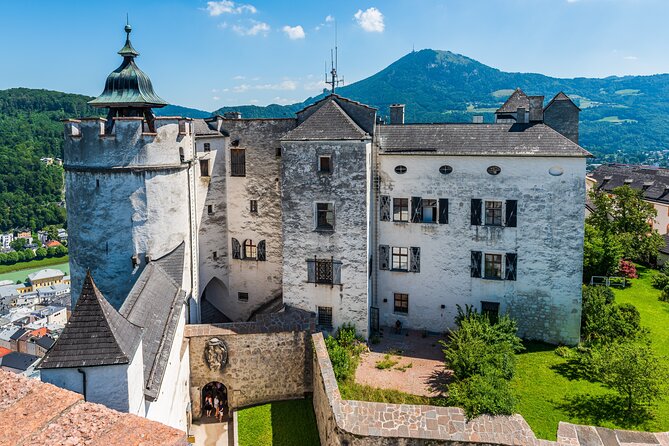 Private Austrian Food Tasting Tour in Salzburg's Old Town - Who should book this Salzburg food and beer tour