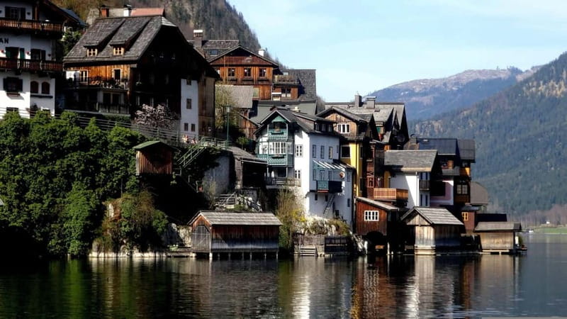 Private Day Highlight Tour of Hallstatt from Salzburg - The Bone House option: quick, strange, and very efficient