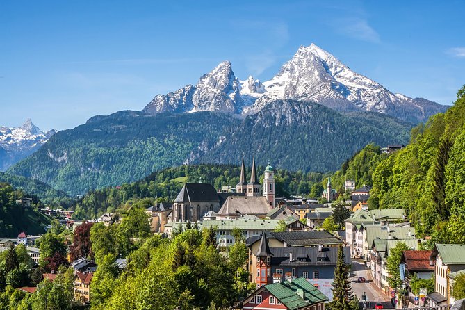 Private Half-Day Eagle's Nest Tour from Salzburg - Hotel pickup and the drive to Obersalzberg: getting your bearings first