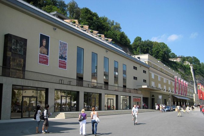 Private Tour: Discover Salzburg and the Stunning Lake District - Past Leopoldskron to the Lake District: Relaxed Travel, Good Views