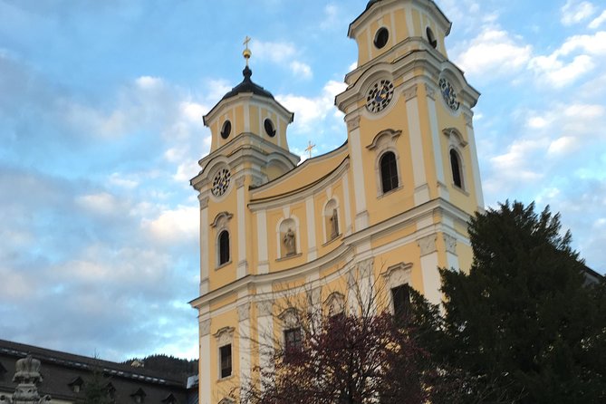 Private Tour The hills are alive: a tour to locations of the Sound of music film - Old Town Salzburg drive: a fast way to orient yourself