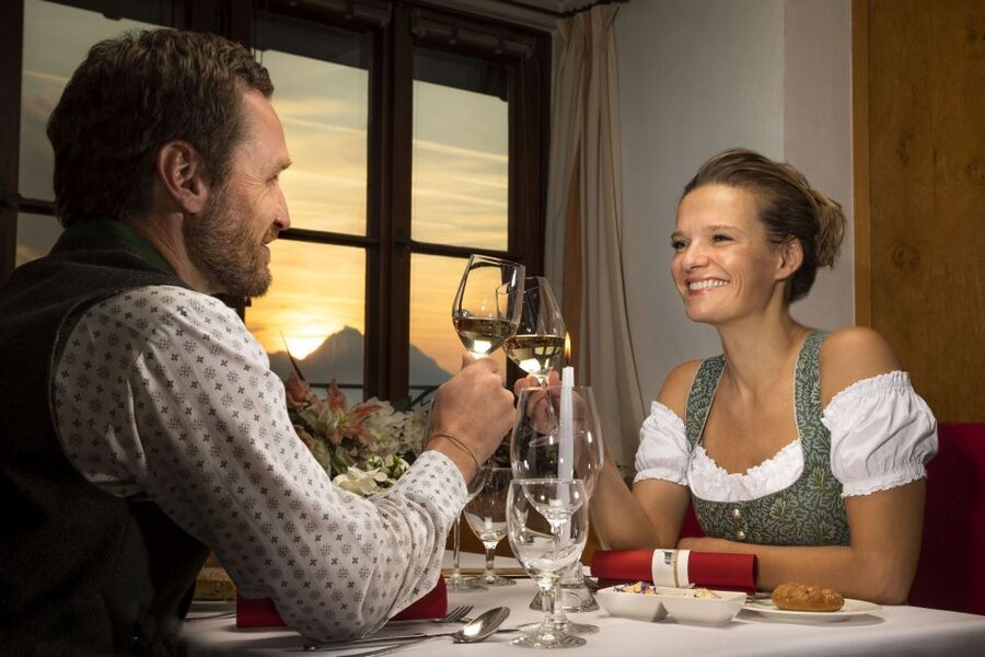 Salzburg: Best of Mozart Fortress Concert and Dinner - Golden Hall concert: the chamber-music intimacy you can feel