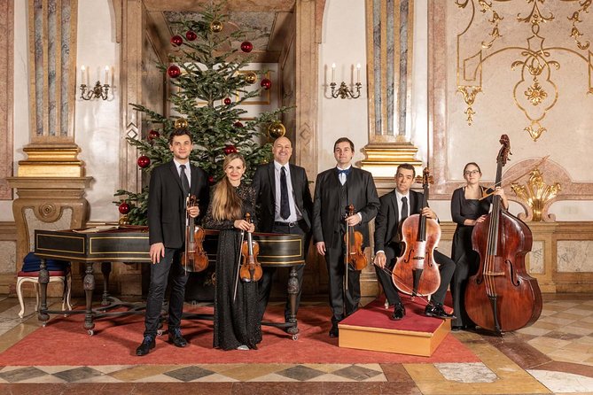 Salzburg: Christmas Concert at Mirabell Palace - Ensemble 1756 and the Salzburger Mozart Consort: Period Instruments Matter