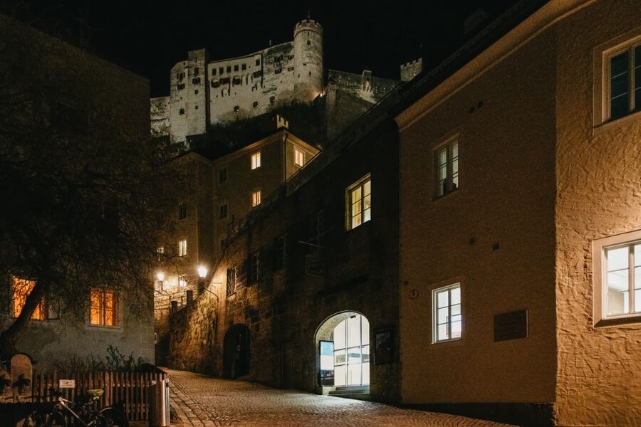 Salzburg: Dark History Tour - Witch Trials and Torture Methods: What You Learn