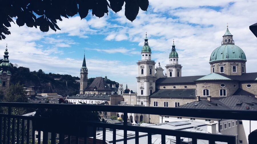 Salzburg: Express Walk with a Local in 60 minutes - 60 Minutes to Get Your Bearings in Salzburg