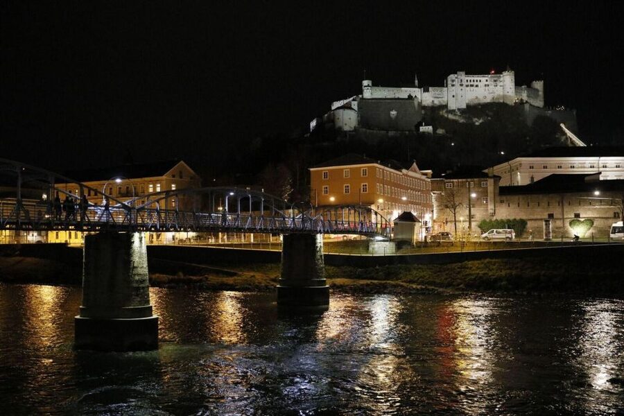 Salzburg: Hallstatt and Sound of Music Tour - Should you book the Salzburg: Hallstatt and Sound of Music Tour?