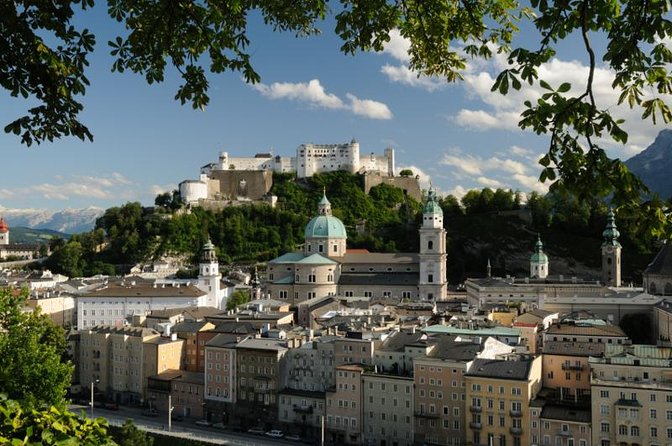 Salzburg Highlight Tour with Fortress Hohensalzburg - At-a-Glance Highlights
