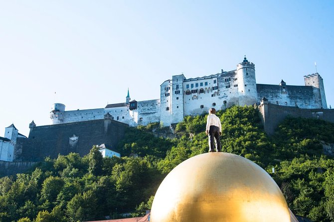 Salzburg Highlight Tour with Fortress Hohensalzburg - The Kollegienkirche Farmers Market Moment