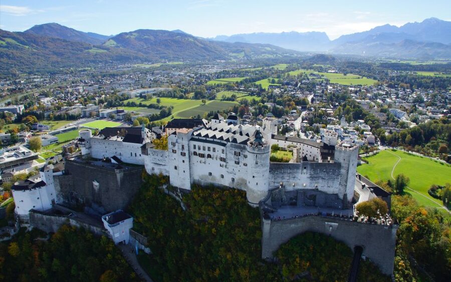 Salzburg: Hohensalzburg Fortress Admission Ticket - 900 Years of Fortress Life: Attacks and Defenses You Can Understand