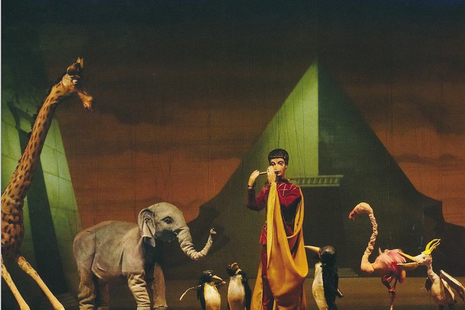 Salzburg Marionette Theater: The Magic Flute - Entering and finding your seats without the hassle
