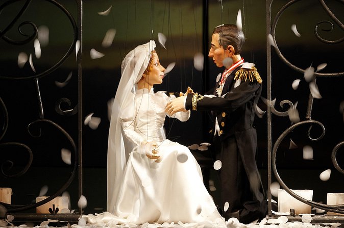 Salzburg Marionette Theater: The Sound of Music - Meet the Puppeteers Behind the Curtain Work