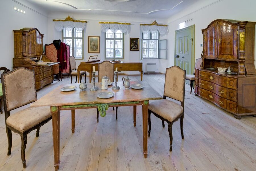 Salzburg Old Town, Fortress, Cathedral Private Walking Tour - Price and value: what $193 really covers
