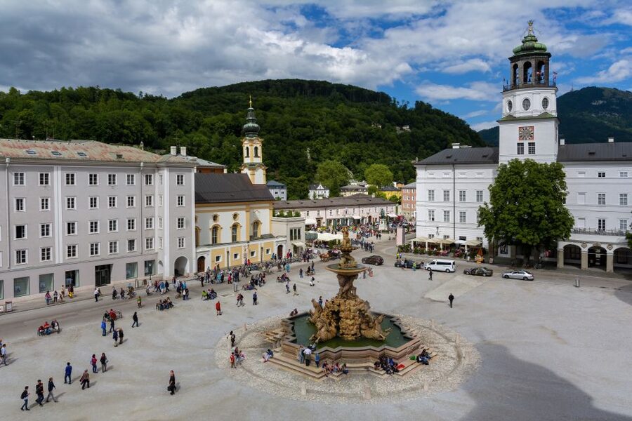 Salzburg: Private City Highlight Tour with a Guide - Mozart Birthplace area: facts in the exact place they happened