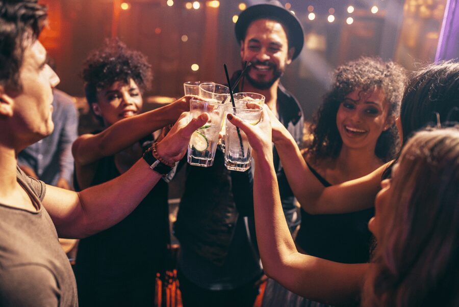Salzburg: Pubcrawl Tour through best Bars and Clubs in Town - Quick hits you can use tonight