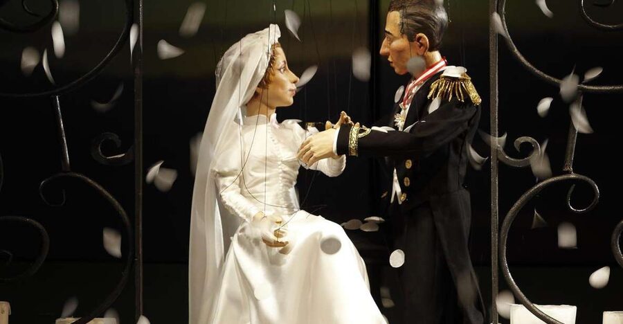 Salzburg: Puppetry Highlights Show at the Marionettentheater - What the 40-minute Highlights include: Magic Flute and Sound of Music in one sitting