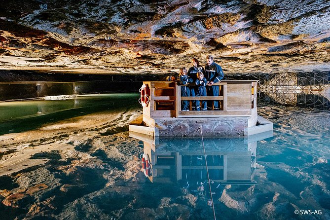 Salzburg Super Saver: Original Sound of Music and Salt Mines Day Trip - Hellbrunn gazebo and Leopoldskron: short stops with big screen energy