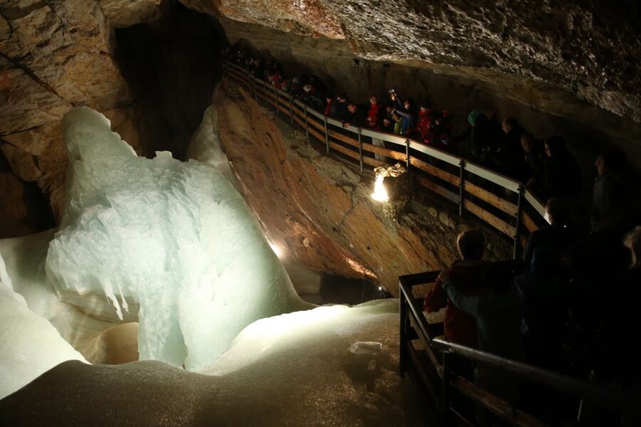 Werfen Ice Caves Private Tour - Fortress option at the right moment: Hohenwerfen Castle + birds of prey